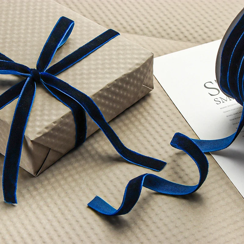 Velvet Ribbon Roll - 50 yardas/rollo de cinta de terciopelo